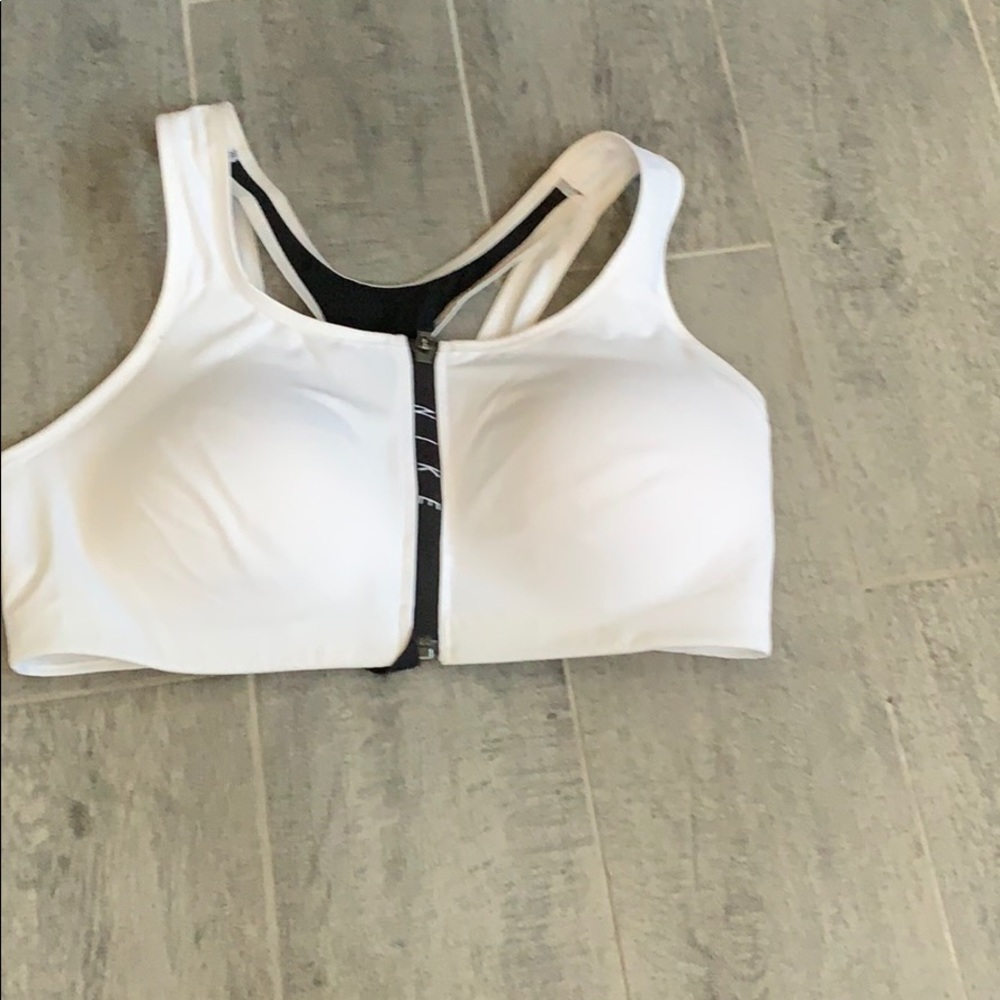nike sports bra